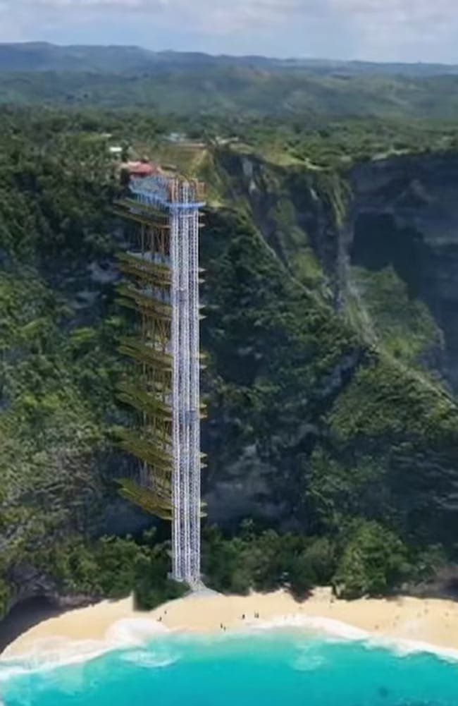 Bali Governor announcing shutdown of Glass Elevator Kelingking Beach project